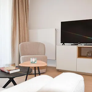 https://crystal-residences-luxurious-seaside-apartments.bruges-hotels.info
